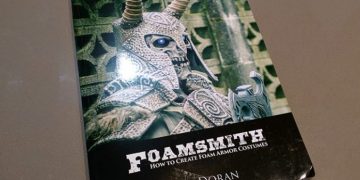 Foamsmith, kniha o výrobe penového brnenia