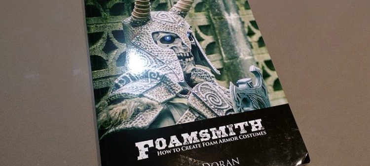 Foamsmith, kniha o výrobe penového brnenia