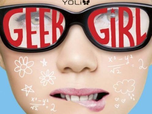 Recenzia – Holly Smalová – Geek Girl – Šprtka